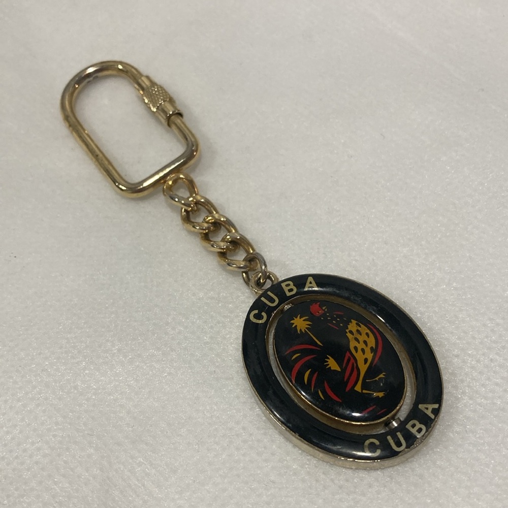 Cuba Goldtone Souvenir Oval Lucky Rooster Key Chain